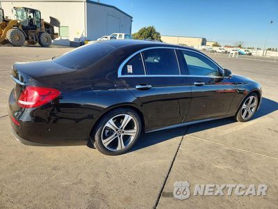 Trzecie zdjęcie samochodu z tyłu: 2019 MERCEDES-BENZ E 300 VIN:WDDZF4JB9KA532718 - miniatura