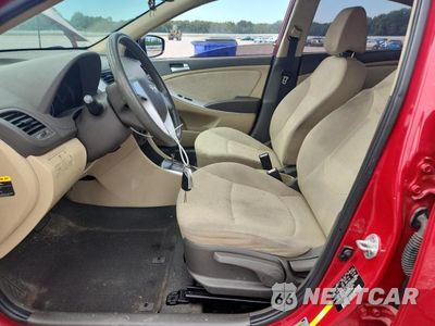 Zdjęcie 7 z 12 samochodu: 2013 HYUNDAI ACCENT GLS VIN:KMHCT4AEXDU318403 - miniatura