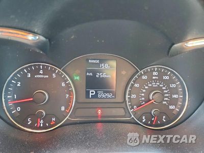 Zdjęcie 9 z 12 samochodu: 2016 KIA FORTE LX VIN:KNAFX4A61G5590154 - miniatura