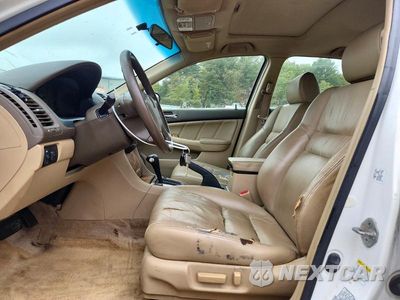 Zdjęcie 7 z 12 samochodu: 2003 HONDA ACCORD EX VIN:JHMCM56673C062975 - miniatura