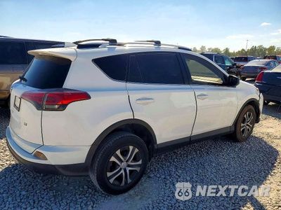 Trzecie zdjęcie samochodu z tyłu: 2016 TOYOTA RAV4 LE VIN:JTMZFREV9GJ091482 - miniatura