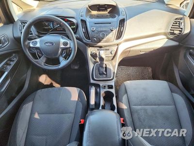Zdjęcie 8 z 13 samochodu: 2017 FORD C-MAX SE VIN:1FADP5AU2HL103108 - miniatura