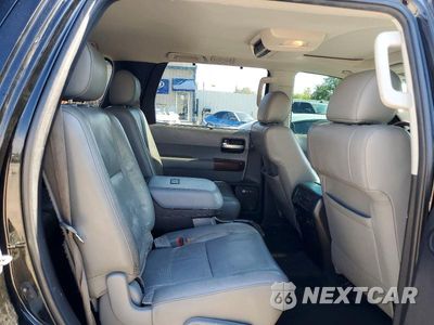 Zdjęcie 11 z 13 samochodu: 2017 TOYOTA SEQUOIA PLATINUM VIN:5TDDW5G16HS149386 - miniatura
