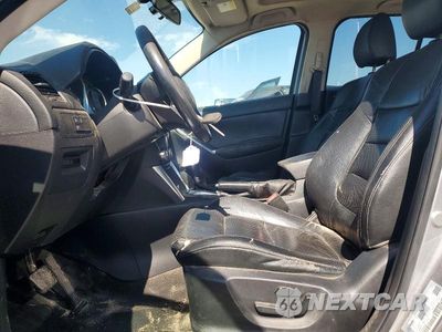 Zdjęcie 7 z 12 samochodu: 2015 MAZDA CX-5 GT VIN:JM3KE2DY8F0494243 - miniatura