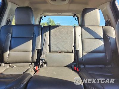 Zdjęcie 10 z 14 samochodu: 2013 NISSAN ARMADA SV VIN:5N1AA0NC2DN604903 - miniatura