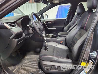 Zdjęcie 7 z 13 samochodu: 2021 TOYOTA RAV4 PRIME XSE VIN:JTMFB3FV2MD055962 - miniatura