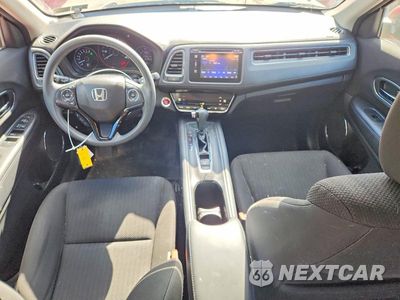 Zdjęcie 8 z 13 samochodu: 2018 HONDA HR-V EX VIN:3CZRU6H57JM726770 - miniatura