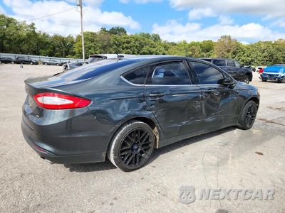 Trzecie zdjęcie samochodu z tyłu: 2015 FORD FUSION SE VIN:3FA6P0H77FR126264 - miniatura