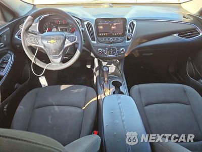 Zdjęcie 8 z 12 samochodu: 2020 CHEVROLET MALIBU LT VIN:1G1ZD5ST0LF012322 - miniatura
