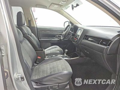 Zdjęcie 14 z 14 samochodu: 2019 MITSUBISHI OUTLANDER SE VIN:JA4AZ3A36KJ001973 - miniatura