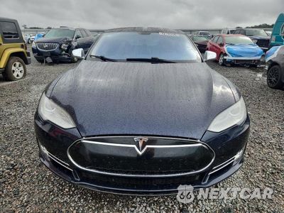 Piąte zdjęcie samochodu w środku: 2014 TESLA MODEL S VIN:5YJSA1H18EFP42986 - miniatura