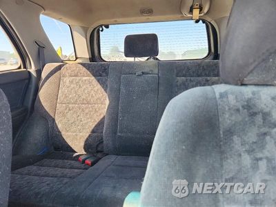 Zdjęcie 10 z 13 samochodu: 2007 KIA SORENTO BASE VIN:KNDJD736375672049 - miniatura