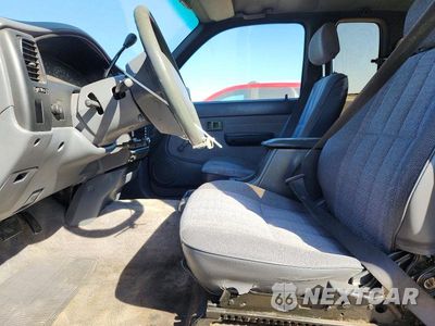Zdjęcie 7 z 12 samochodu: 1997 TOYOTA TACOMA XTRACAB VIN:4TAVL52N9VZ307782 - miniatura