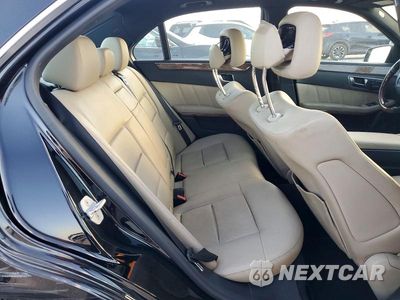 Zdjęcie 10 z 12 samochodu: 2012 MERCEDES-BENZ E 350 VIN:WDDHF5KB6CA541801 - miniatura