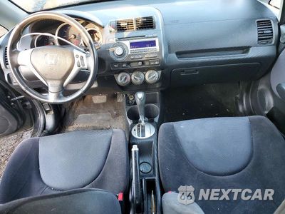 Zdjęcie 8 z 12 samochodu: 2007 HONDA FIT S VIN:JHMGD38657S065856 - miniatura
