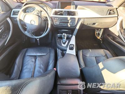 Zdjęcie 8 z 12 samochodu: 2013 BMW 320 I XDRIVE VIN:WBA3C3C52DF982157 - miniatura