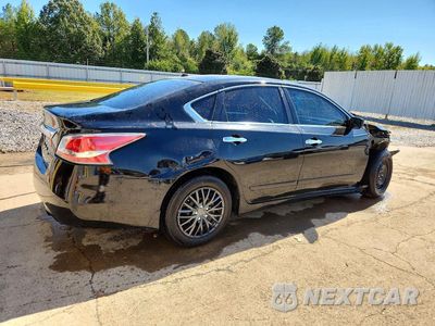 Trzecie zdjęcie samochodu z tyłu: 2015 NISSAN ALTIMA 2.5 S VIN:1N4AL3AP6FC412722 - miniatura