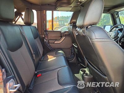 Zdjęcie 11 z 13 samochodu: 2017 JEEP WRANGLER UNLIMITED SPORT VIN:1C4BJWDG4HL563255 - miniatura