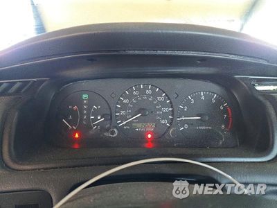 Zdjęcie 9 z 12 samochodu: 2001 TOYOTA CAMRY LE VIN:JT2BG22KX10557247 - miniatura