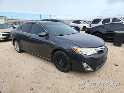 Czwarte zdjęcie samochodu z boku: 2012 TOYOTA CAMRY HYBRID XLE VIN:4T1BD1FK1CU039412 - miniatura