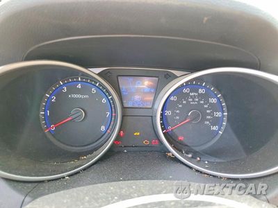Zdjęcie 9 z 12 samochodu: 2015 HYUNDAI TUCSON LIMITED VIN:KM8JUCAG8FU100365 - miniatura