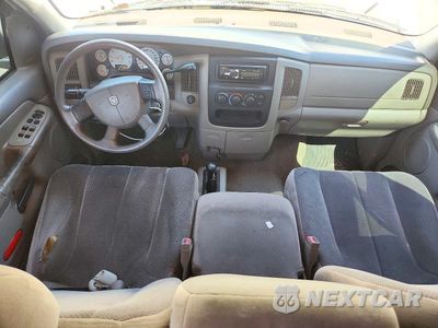 Zdjęcie 8 z 12 samochodu: 2005 DODGE RAM 1500 ST VIN:1D7HU18D45J619146 - miniatura