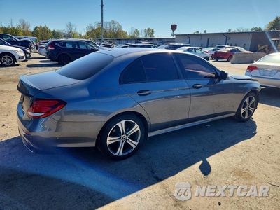 Trzecie zdjęcie samochodu z tyłu: 2018 MERCEDES-BENZ E 300 4MATIC VIN:WDDZF4KB9JA481203 - miniatura