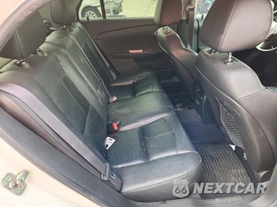 Zdjęcie 10 z 12 samochodu: 2011 CHEVROLET MALIBU LTZ VIN:1G1ZE5E70BF321394 - miniatura