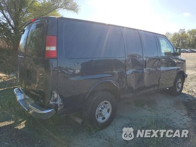 Trzecie zdjęcie samochodu z tyłu: 2008 CHEVROLET EXPRESS 2500 DELIVERY VAN VIN:1GCGG25C581145484 - miniatura