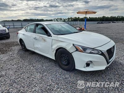 Czwarte zdjęcie samochodu z boku: 2020 NISSAN ALTIMA S VIN:1N4BL4BV3LC240586 - miniatura