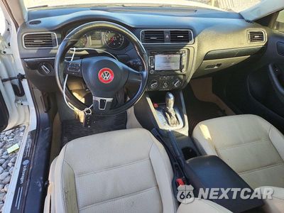 Zdjęcie 8 z 12 samochodu: 2014 VOLKSWAGEN JETTA SE VIN:3VWD07AJ2EM430423 - miniatura