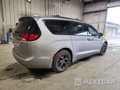 Trzecie zdjęcie samochodu z tyłu: 2019 CHRYSLER PACIFICA TOURING L VIN:2C4RC1BG2KR575644 - miniatura