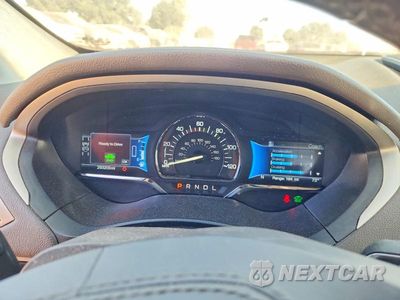 Zdjęcie 9 z 13 samochodu: 2017 LINCOLN MKZ HYBRID RESERVE VIN:3LN6L5MU9HR643241 - miniatura