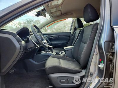 Zdjęcie 7 z 13 samochodu: 2019 NISSAN ROGUE SV VIN:JN8AT2MV6KW382794 - miniatura