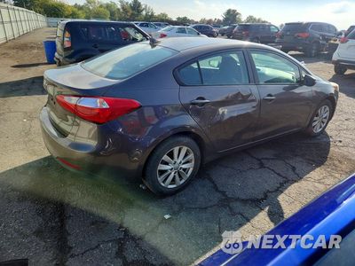 Trzecie zdjęcie samochodu z tyłu: 2014 KIA FORTE LX VIN:KNAFX4A61E5189734 - miniatura