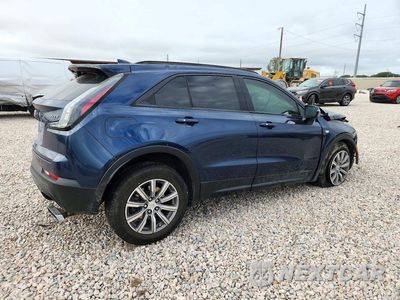 Trzecie zdjęcie samochodu z tyłu: 2019 CADILLAC XT4 SPORT VIN:1GYFZER47KF134498 - miniatura