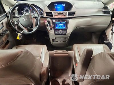 Zdjęcie 8 z 14 samochodu: 2016 HONDA ODYSSEY EXL VIN:5FNRL5H65GB002455 - miniatura