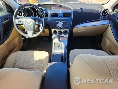 Zdjęcie 8 z 12 samochodu: 2010 MAZDA 3 I VIN:JM1BL1SF7A1238513 - miniatura