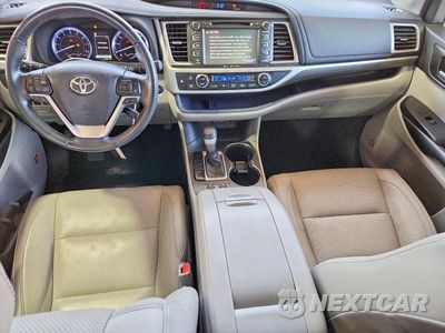 Zdjęcie 8 z 14 samochodu: 2018 TOYOTA HIGHLANDER LIMITED VIN:5TDYZRFH4JS280837 - miniatura