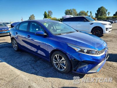 Czwarte zdjęcie samochodu z boku: 2024 KIA FORTE LXS VIN:3KPF24AD0RE835162 - miniatura