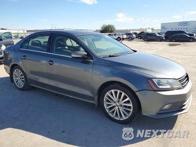 Czwarte zdjęcie samochodu z boku: 2016 VOLKSWAGEN JETTA SEL VIN:3VWL07AJ5GM324935 - miniatura