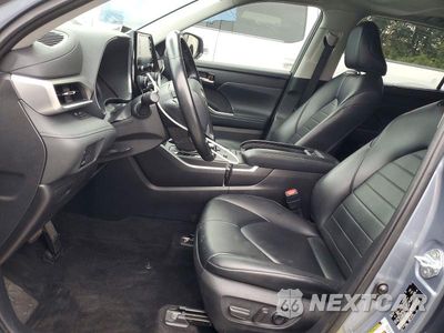 Zdjęcie 7 z 13 samochodu: 2021 TOYOTA HIGHLANDER XLE VIN:5TDGZRAH6MS089301 - miniatura