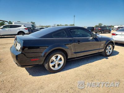 Trzecie zdjęcie samochodu z tyłu: 2008 FORD MUSTANG GT VIN:1ZVHT82HX85132139 - miniatura