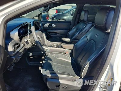 Zdjęcie 7 z 13 samochodu: 2022 CHRYSLER PACIFICA HYBRID LIMITED VIN:2C4RC1S77NR187412 - miniatura