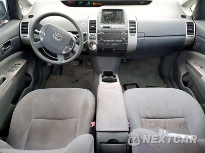 Zdjęcie 8 z 12 samochodu: 2008 TOYOTA PRIUS TOURING VIN:JTDKB20U487717859 - miniatura