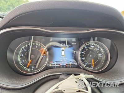Zdjęcie 9 z 13 samochodu: 2019 JEEP CHEROKEE LIMITED VIN:1C4PJLDX2KD147887 - miniatura