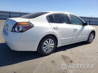 Trzecie zdjęcie samochodu z tyłu: 2011 NISSAN ALTIMA 2.5 VIN:1N4AL2AP1BN504765 - miniatura