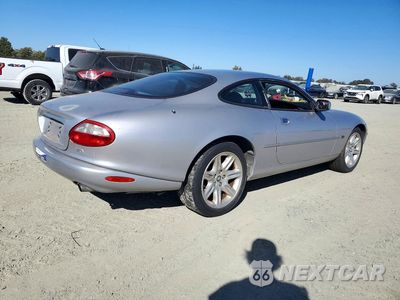 Trzecie zdjęcie samochodu z tyłu: 2000 JAGUAR XK8 VIN:SAJJA41C1YNA00836 - miniatura