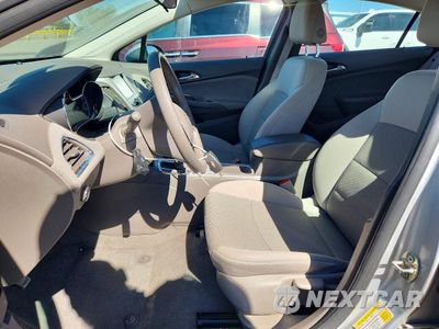 Zdjęcie 7 z 12 samochodu: 2017 CHEVROLET CRUZE LS VIN:1G1BC5SM2H7136543 - miniatura