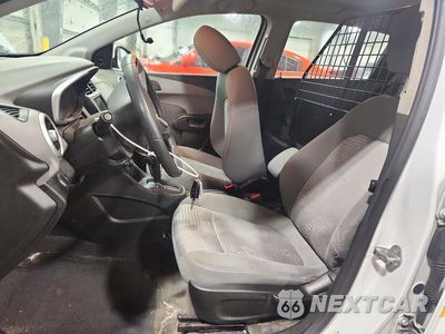 Zdjęcie 7 z 13 samochodu: 2020 CHEVROLET SONIC VIN:1G1JG6SB9L4135551 - miniatura